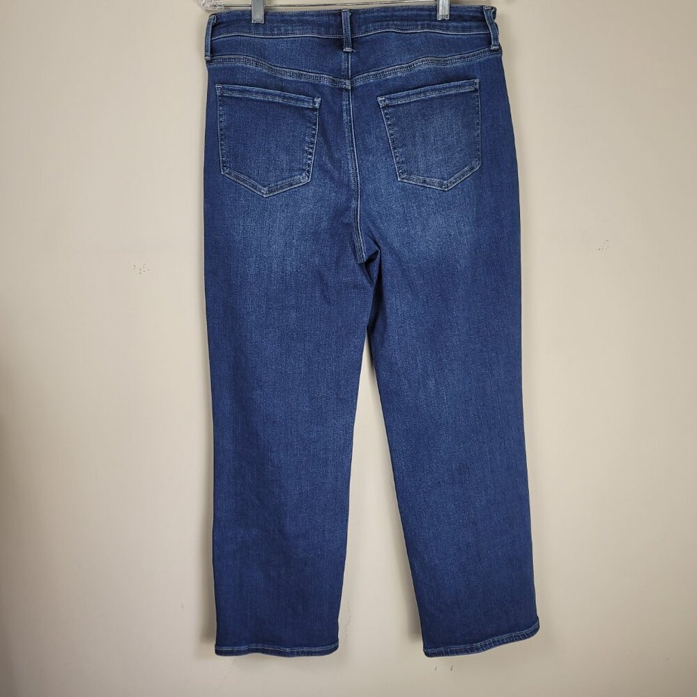 NYDJ Relaxed Straight Ankle Jeans Size 10 Medium Wash Lift Tuck Stretch Denim - Picture 5 of 14